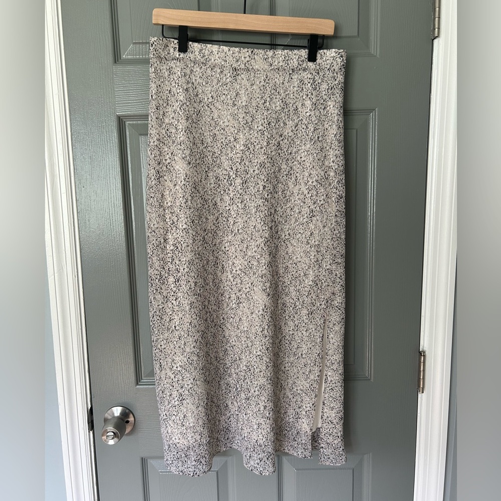 Calvin Klein Cream Patterned Midi Skirt NWT